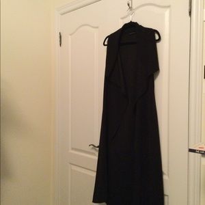 Long black vest Seven Sisters